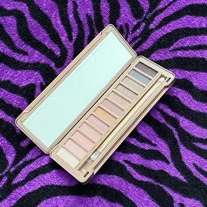 NAKED3 Eyeshadow Palette  by Urban Decay